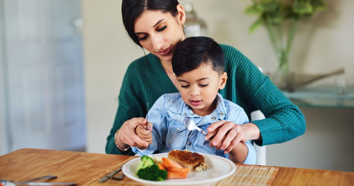 10 Good Manners That Will Make Your Child Awesome 4 10 Good Manners That Will Make Your Child Awesome