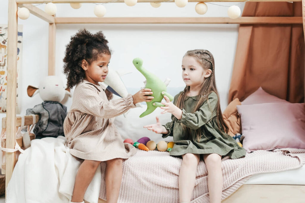 10 Good Manners That Will Make Your Child Awesome 3 pexels cottonbro 3662845